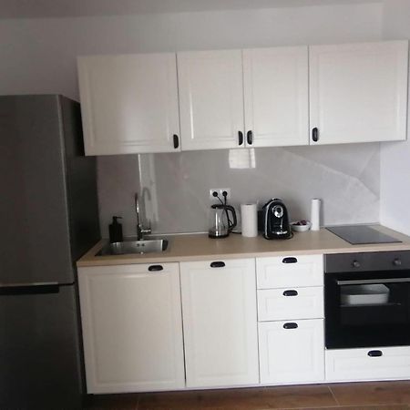 L&L Apartmani 1 Bol Exteriér fotografie