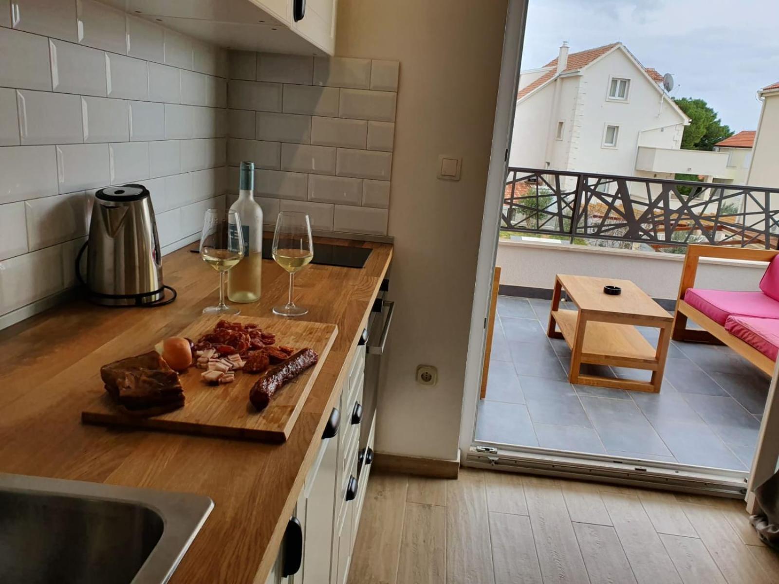 L&L Apartmani 1 Bol Exteriér fotografie